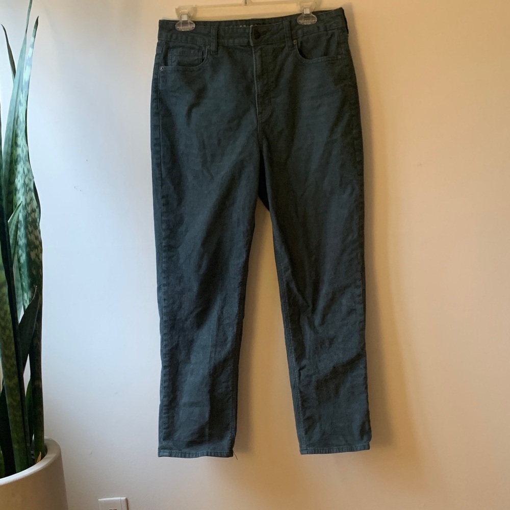 American Eagle Outfitters Women's Mom Straight jean in dark teal